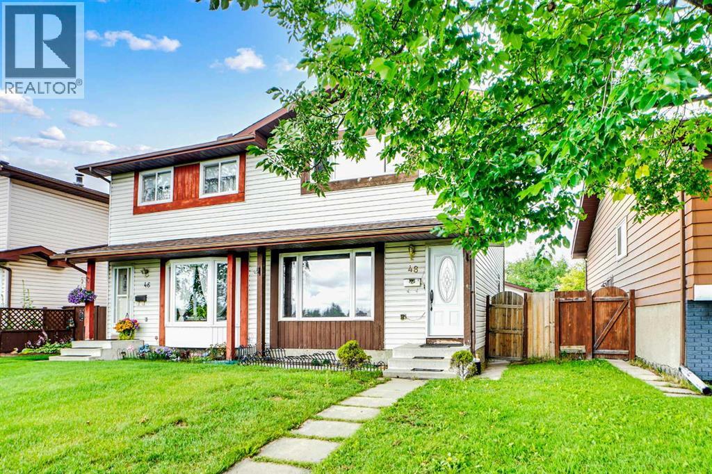 Single Family House for Sale in  Templeridge Crescent NE Temple Calgary 