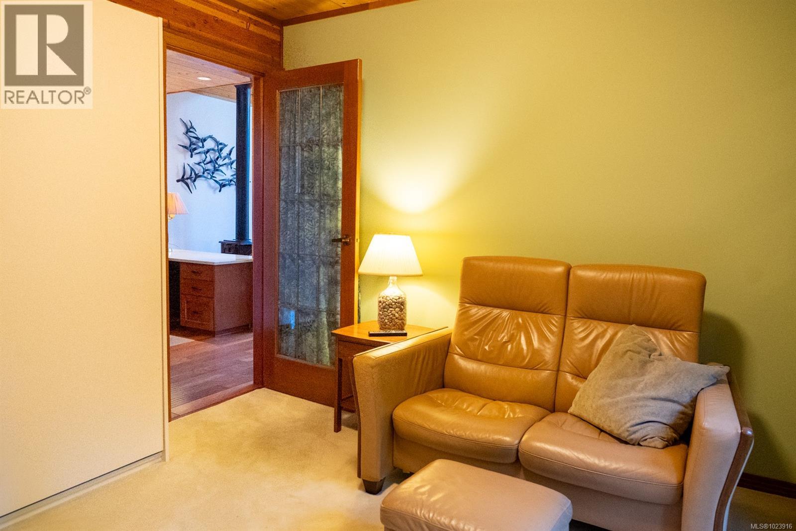 2648 Galleon Way, Pender Island