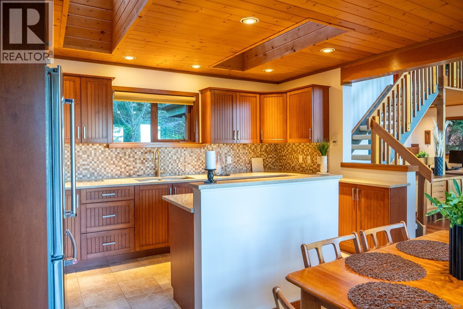 2648 Galleon Way, Pender Island