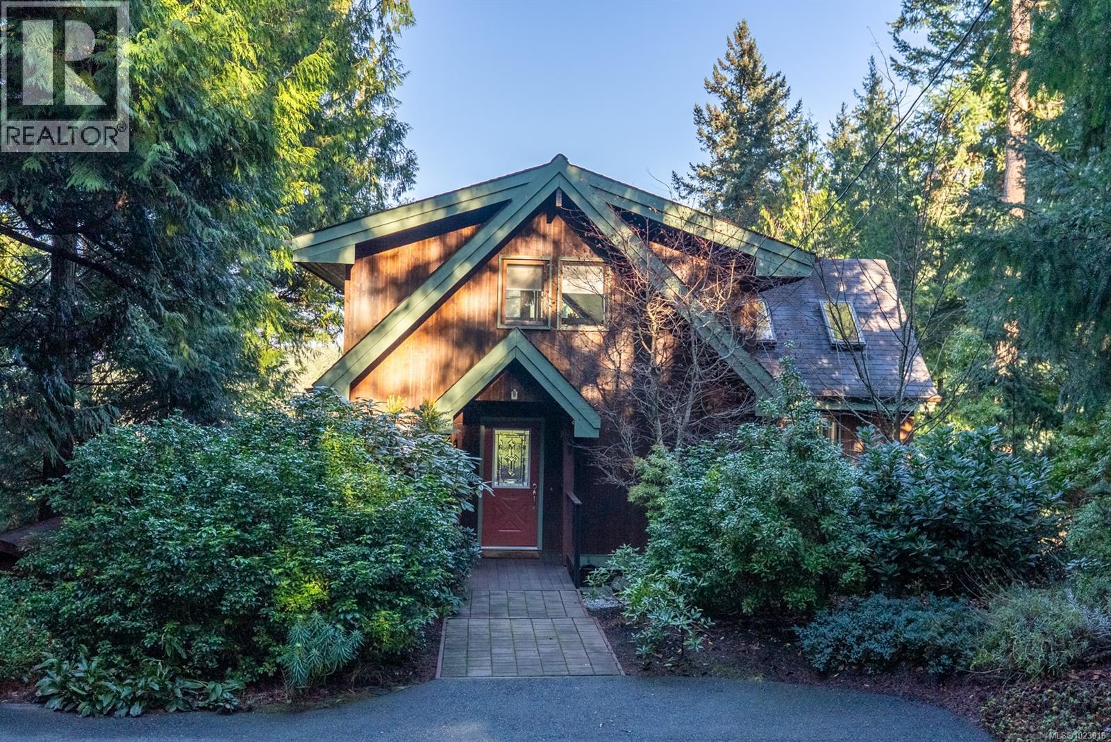 2648 Galleon Way, Pender Island