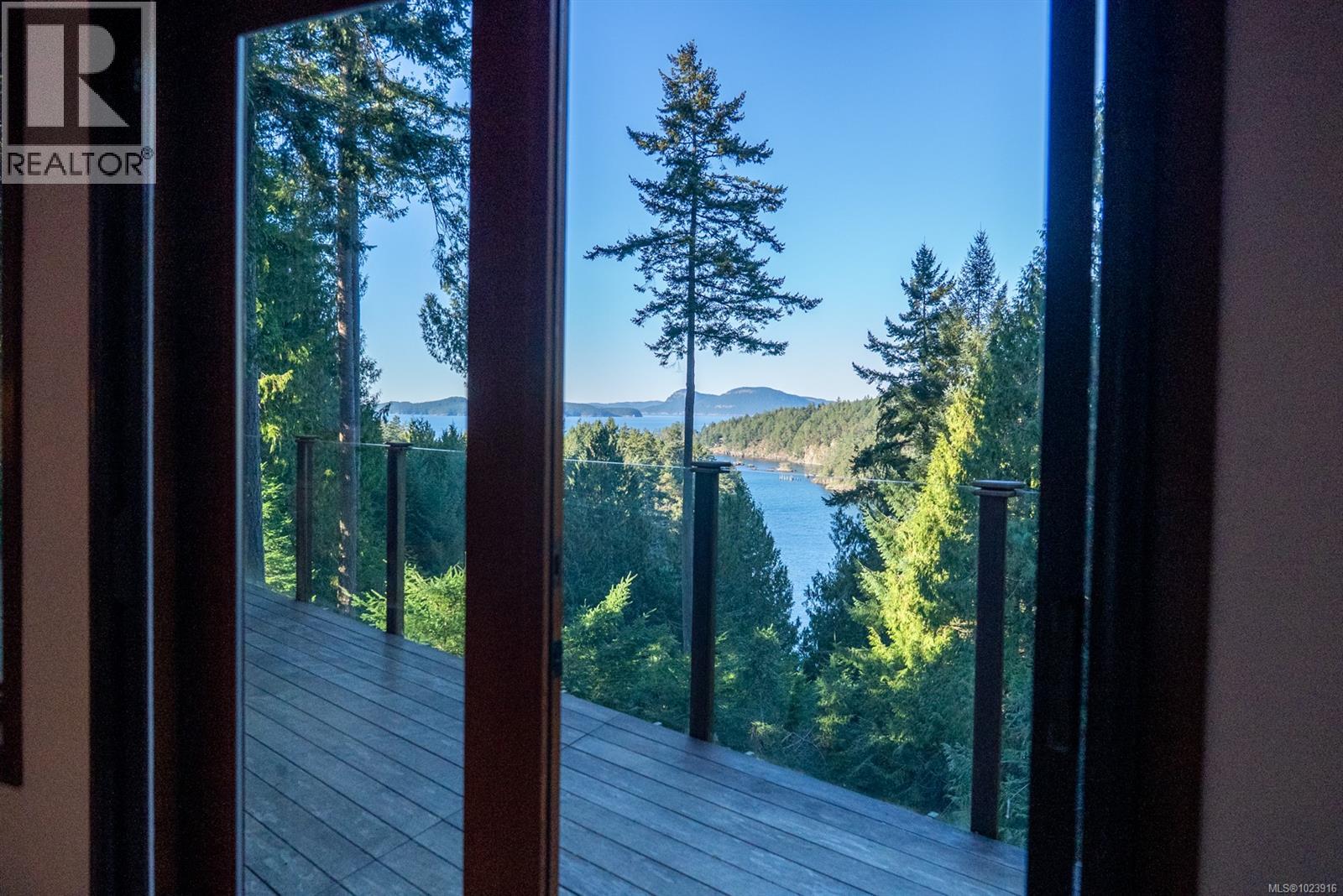 2648 Galleon Way, Pender Island