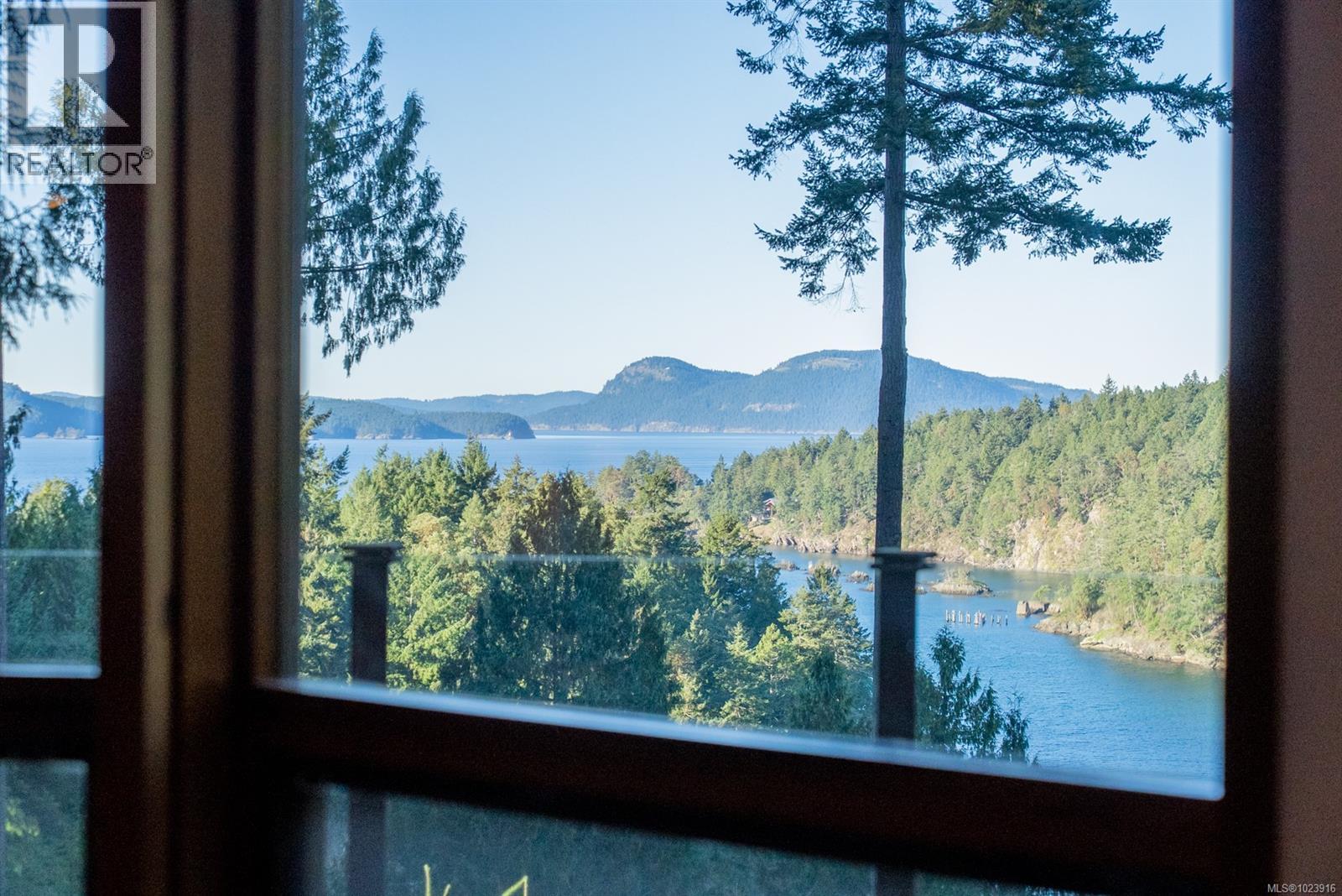 2648 Galleon Way, Pender Island