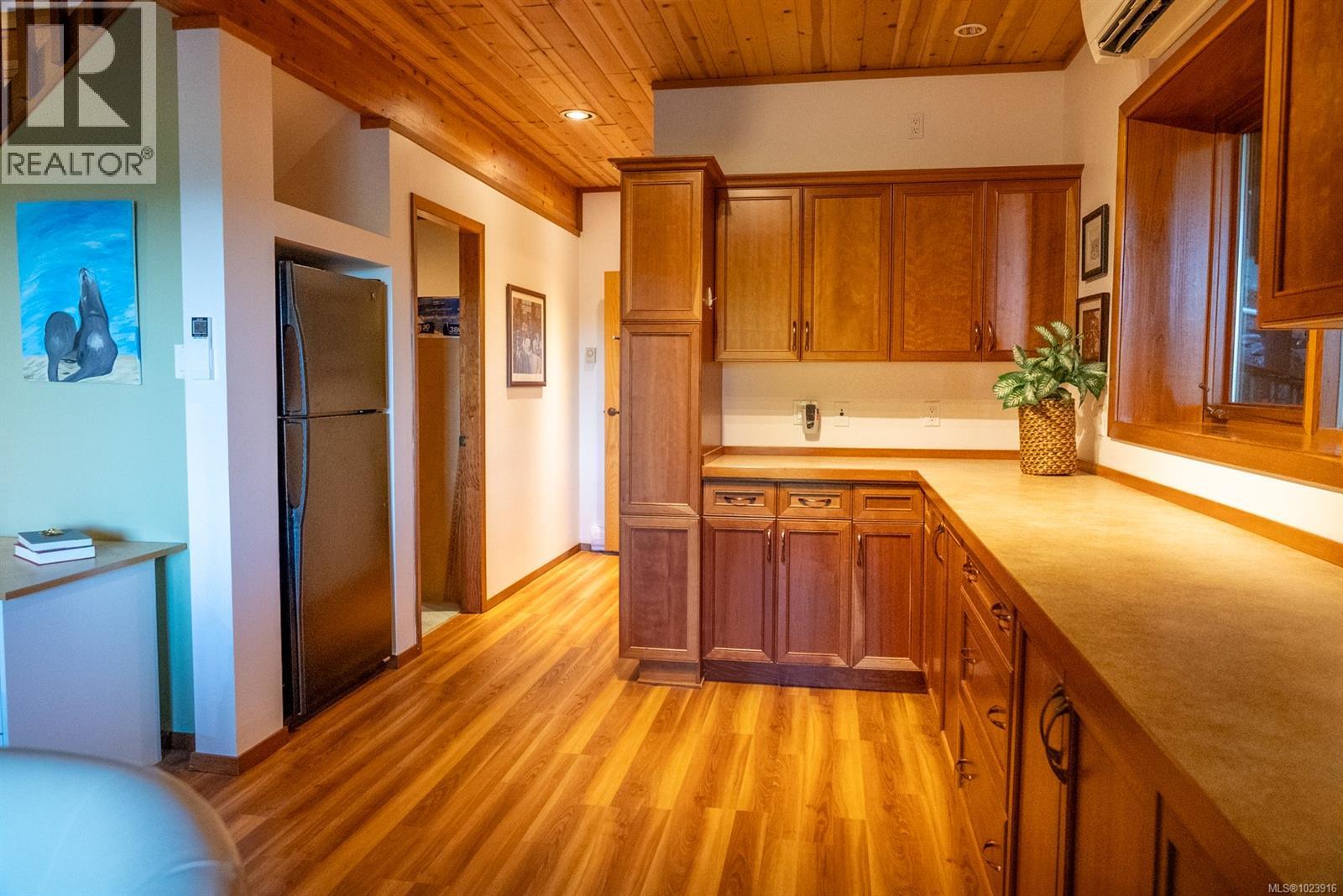 2648 Galleon Way, Pender Island