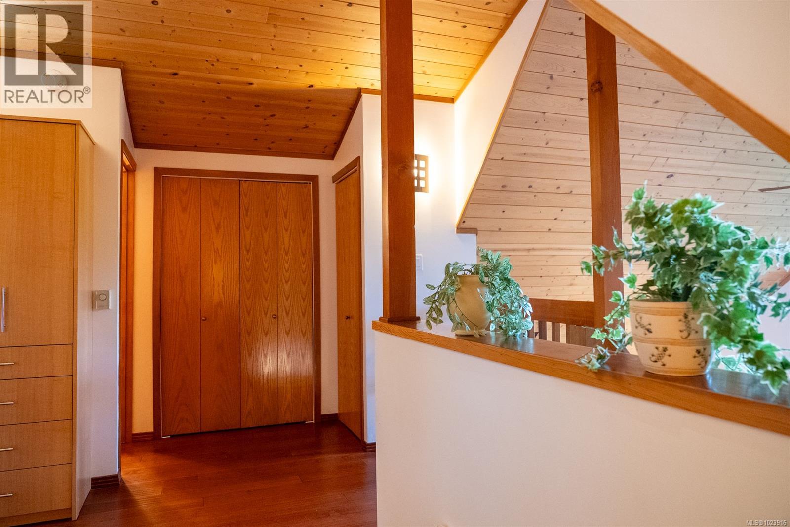 2648 Galleon Way, Pender Island