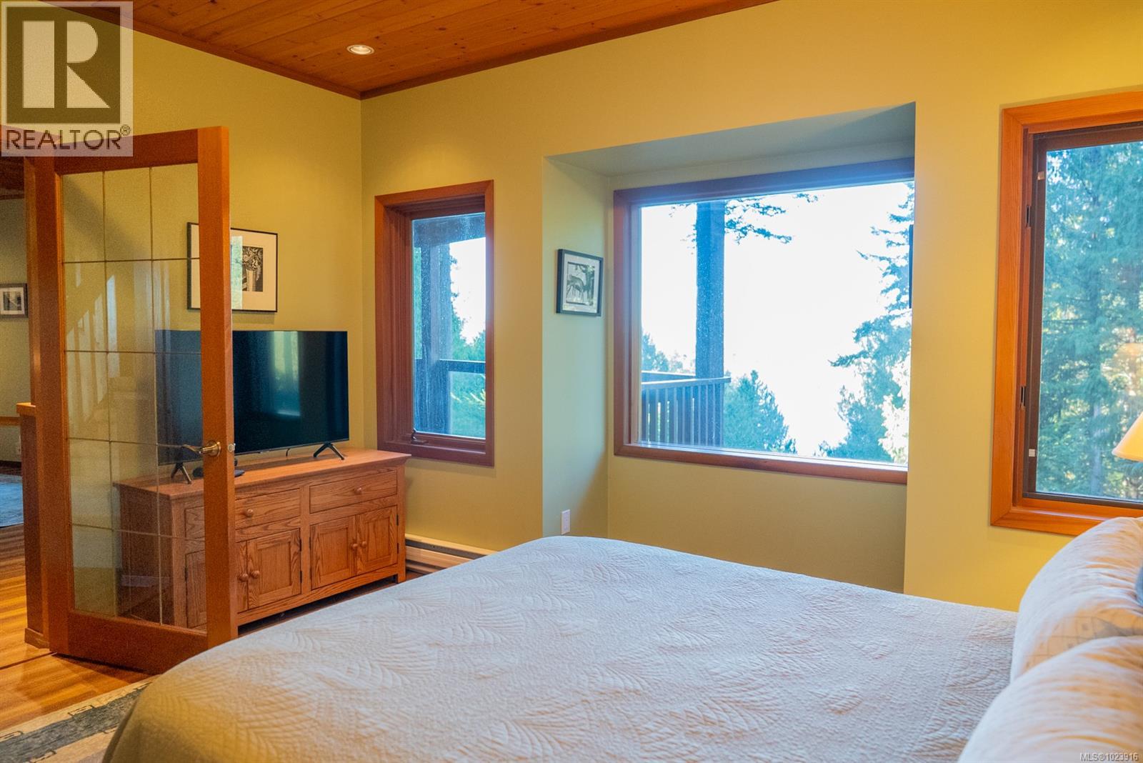 2648 Galleon Way, Pender Island