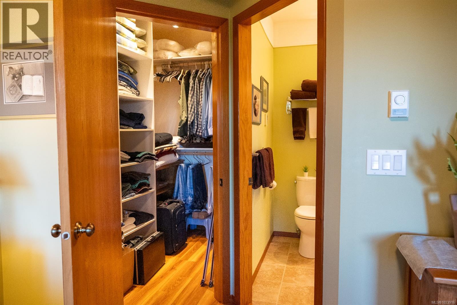 2648 Galleon Way, Pender Island