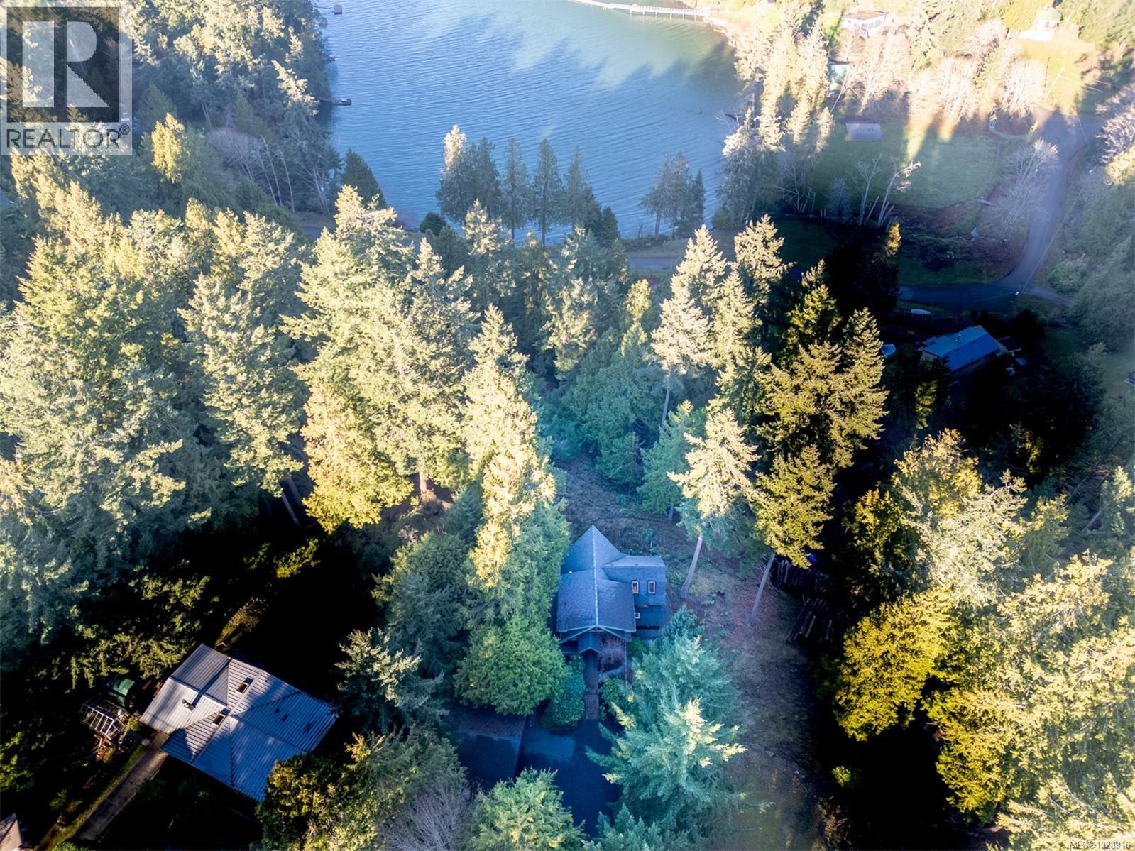 2648 Galleon Way, Pender Island