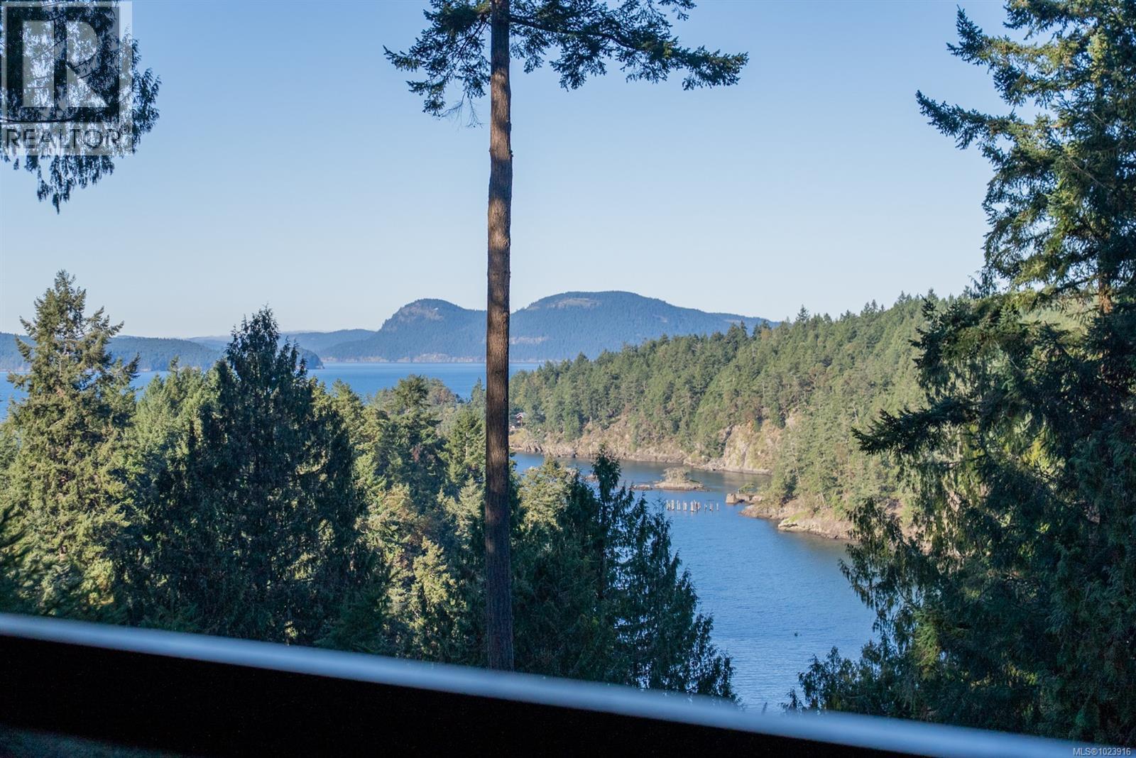 2648 Galleon Way, Pender Island