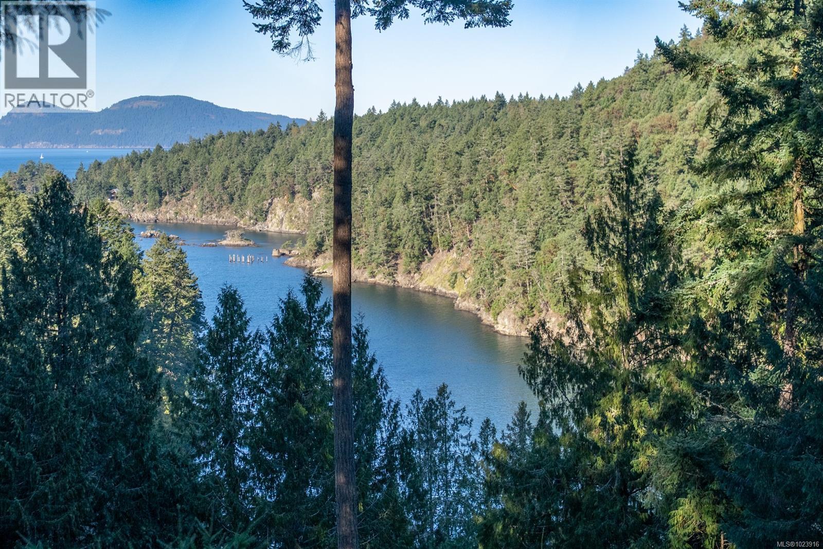 2648 Galleon Way, Pender Island