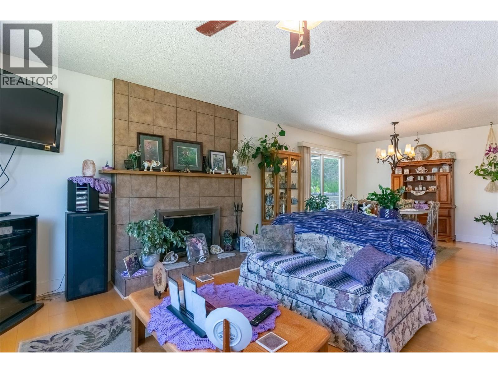 5121 CRAWFORD PLACE - 5