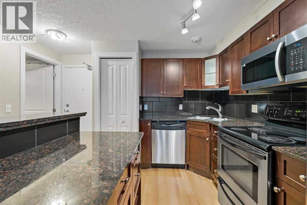 Single Family House for Sale in    Avenue NW Sunnyside Calgary 