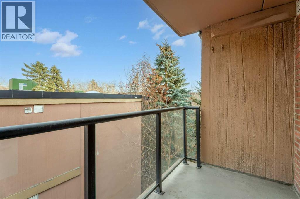 Single Family House for Sale in    Avenue NW Sunnyside Calgary 