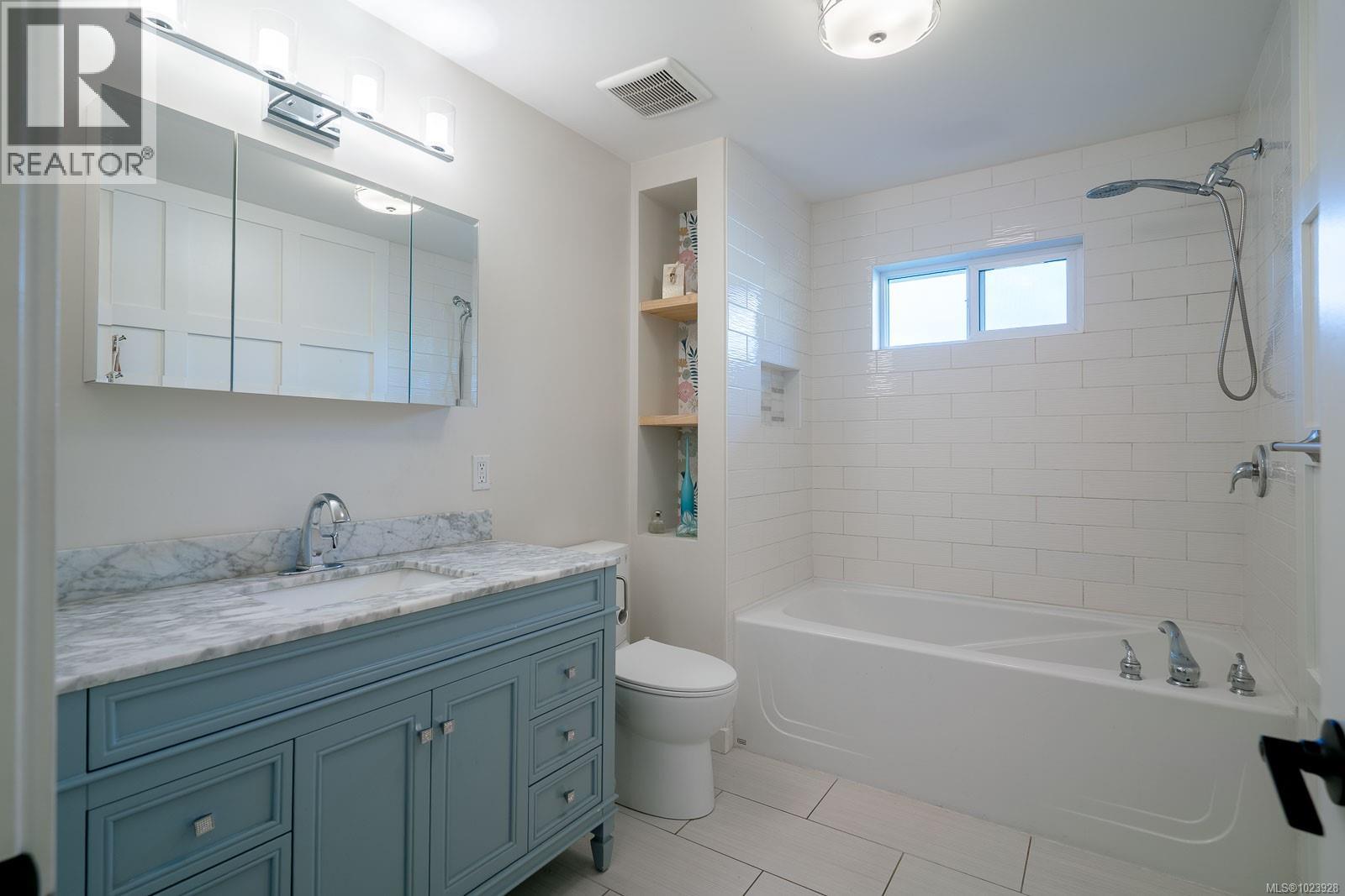 7801-7807 Beaver Creek Rd, Port Alberni