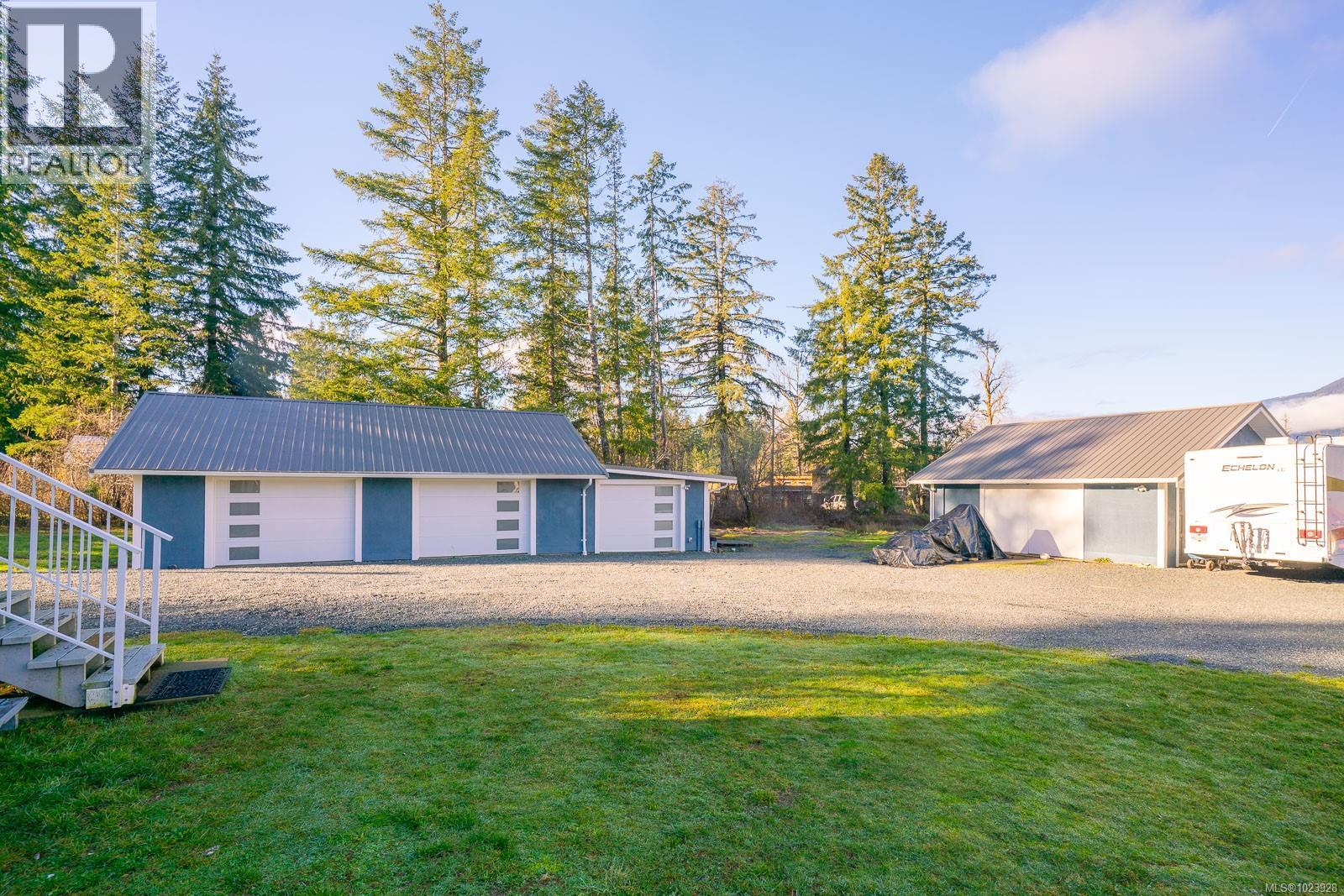 7801-7807 Beaver Creek Rd, Port Alberni