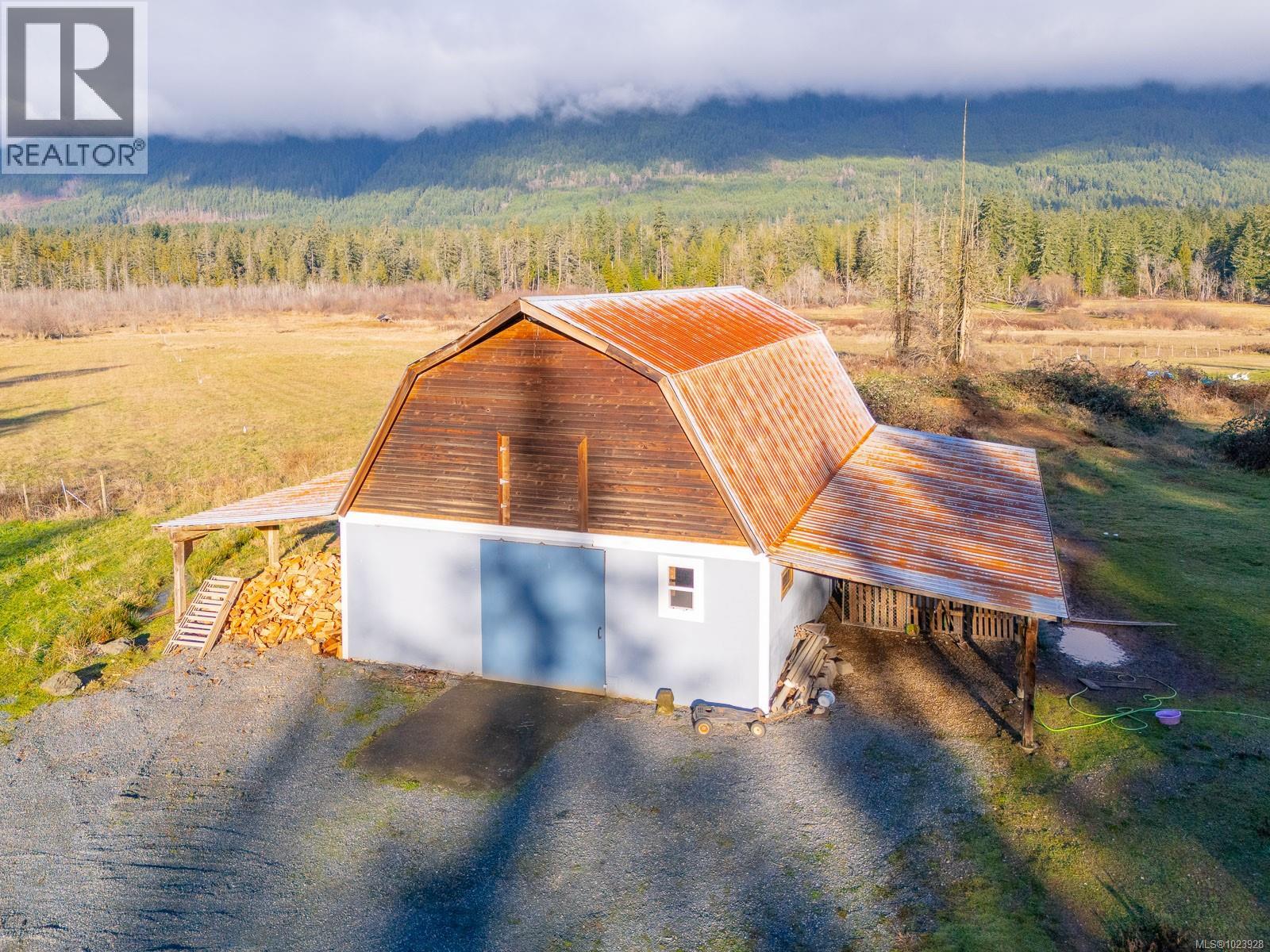 7801-7807 Beaver Creek Rd, Port Alberni