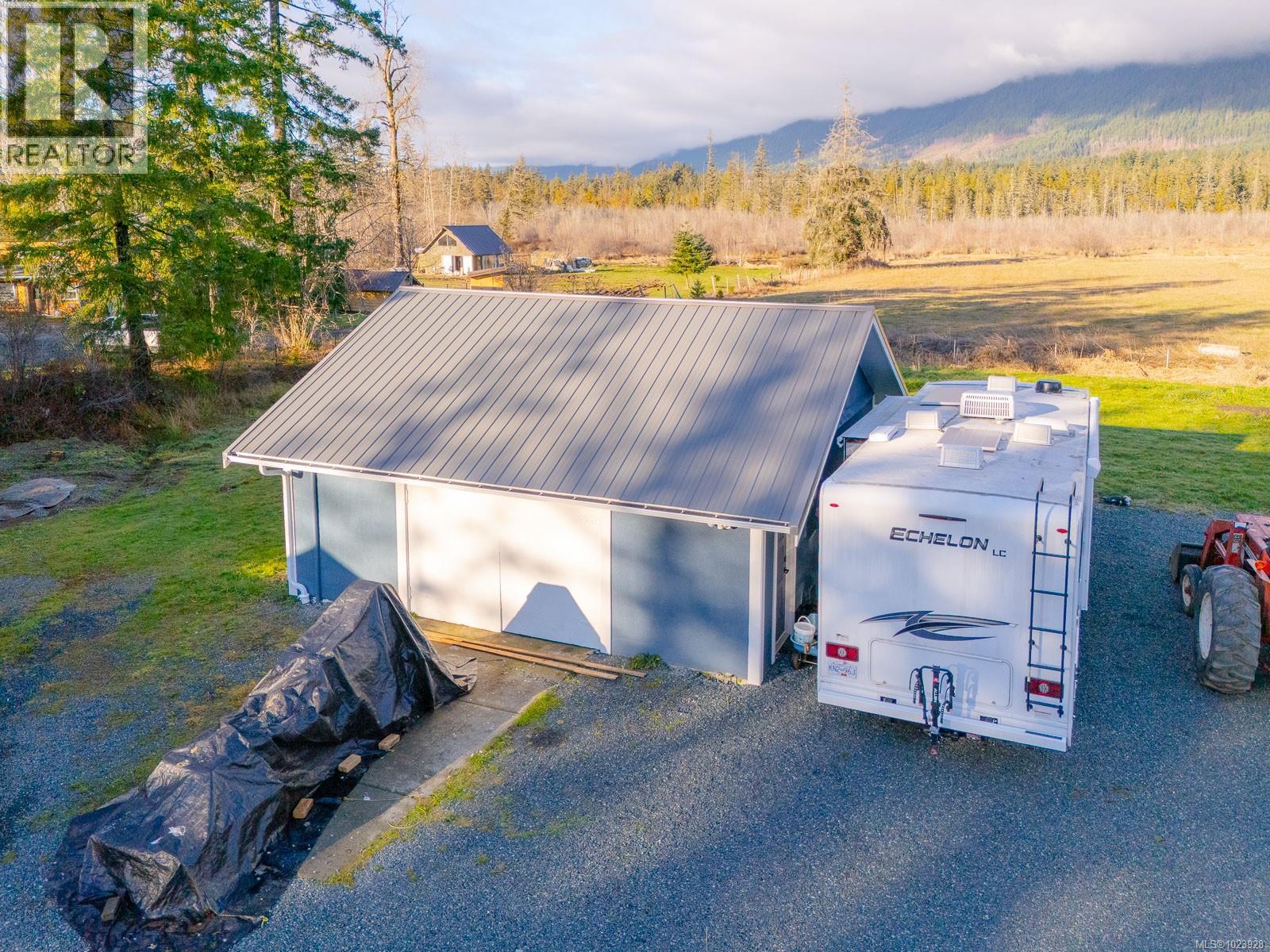 7801-7807 Beaver Creek Rd, Port Alberni