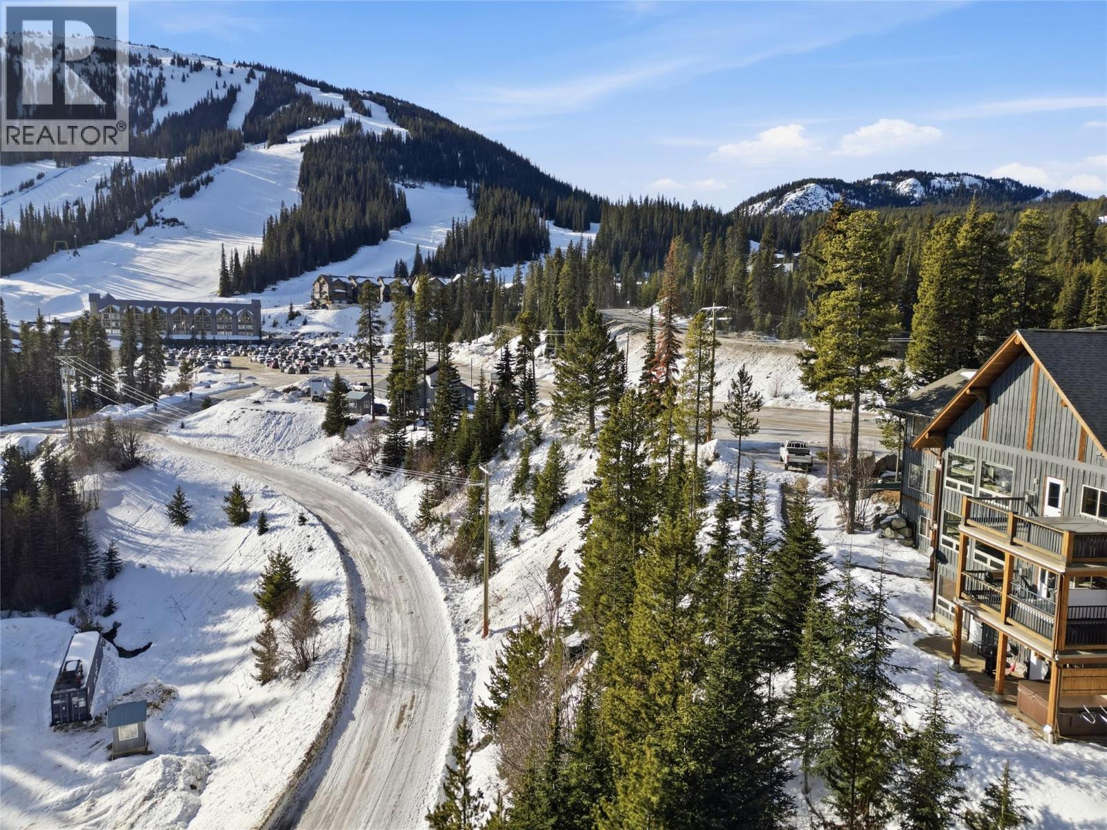 101 Clearview Crescent Unit# 2, Apex Mountain