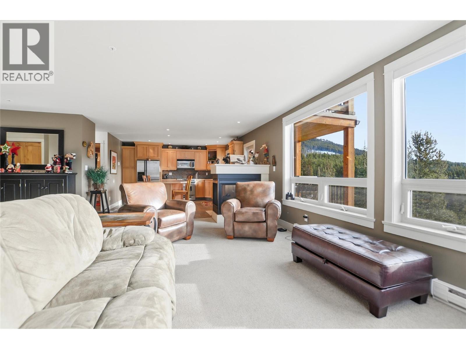 101 Clearview Crescent Unit# 2, Apex Mountain