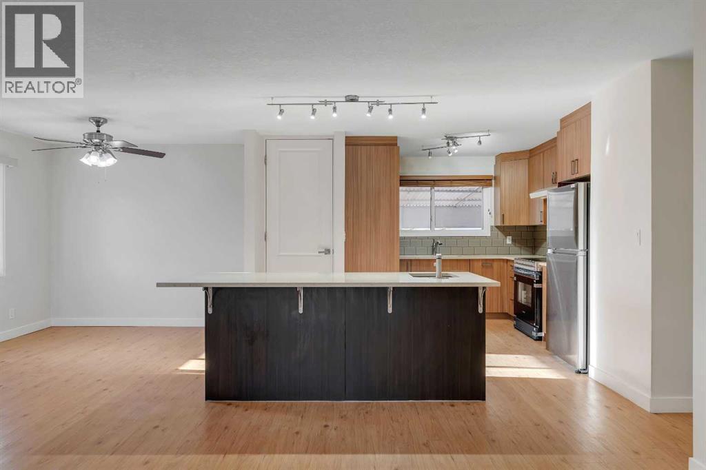 Single Family House Bungalow for Sale in  Huntham Place NE Huntington Hills Calgary 