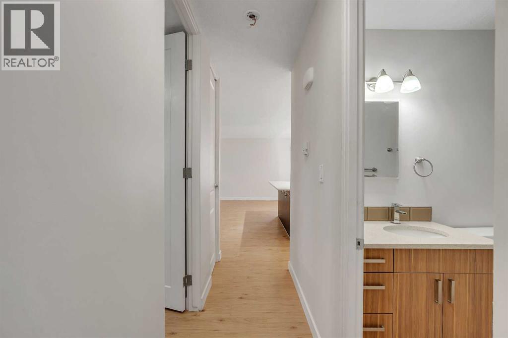 Single Family House Bungalow for Sale in  Huntham Place NE Huntington Hills Calgary 