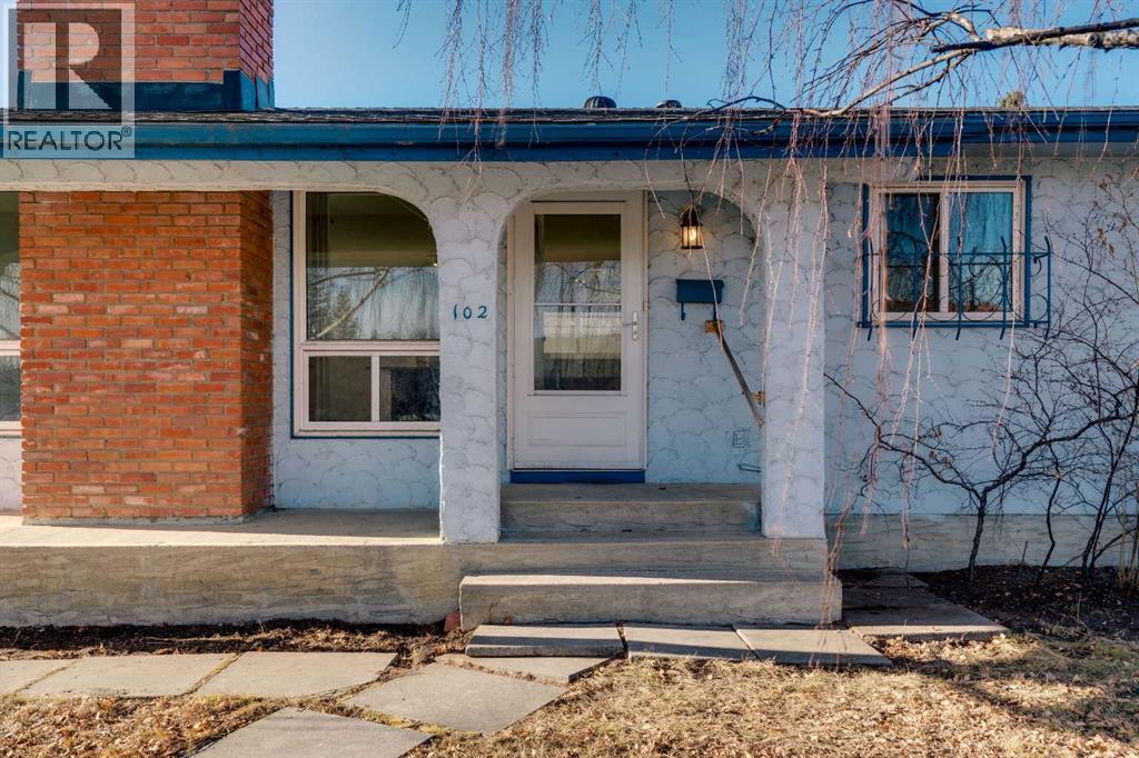 Single Family House Bungalow for Sale in  Huntham Place NE Huntington Hills Calgary 