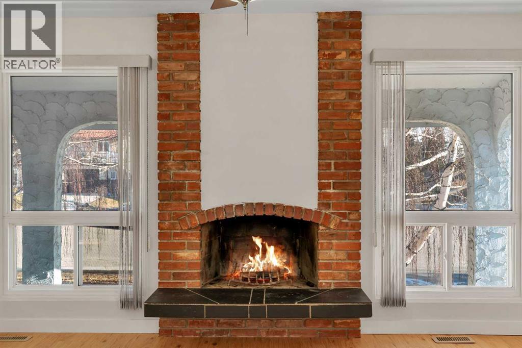 Single Family House Bungalow for Sale in  Huntham Place NE Huntington Hills Calgary 