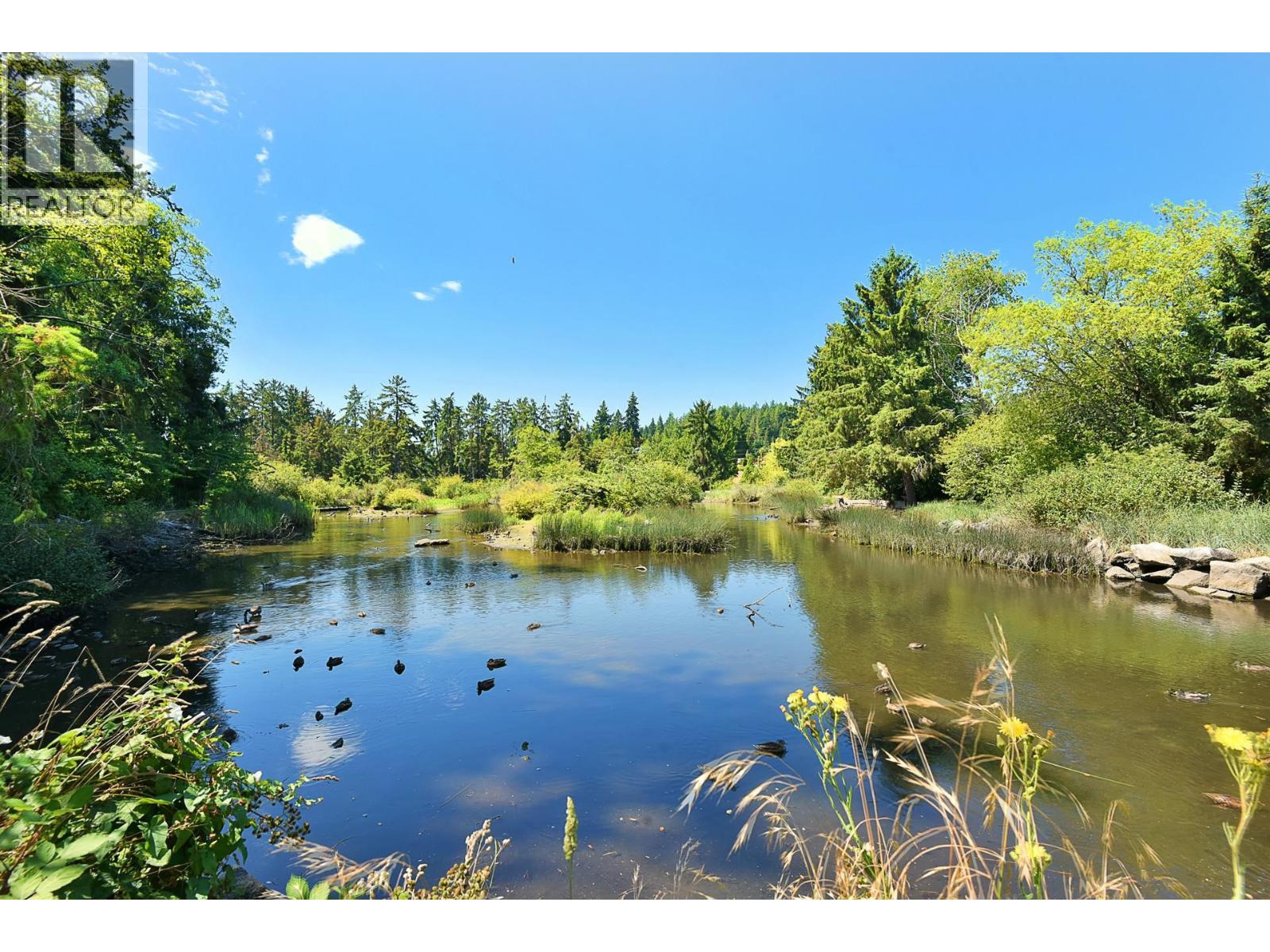 11 5761 WHARF AVENUE, Sechelt