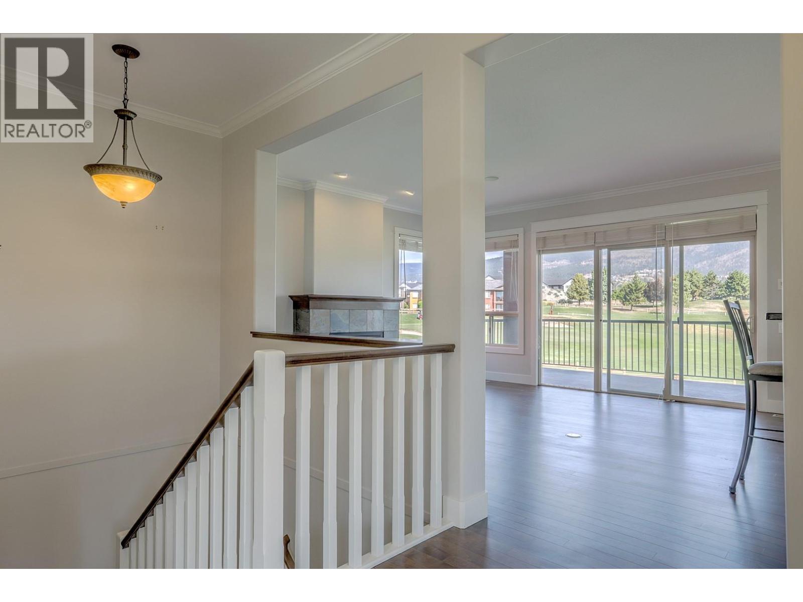  2302 Pine Vista Place, West Kelowna