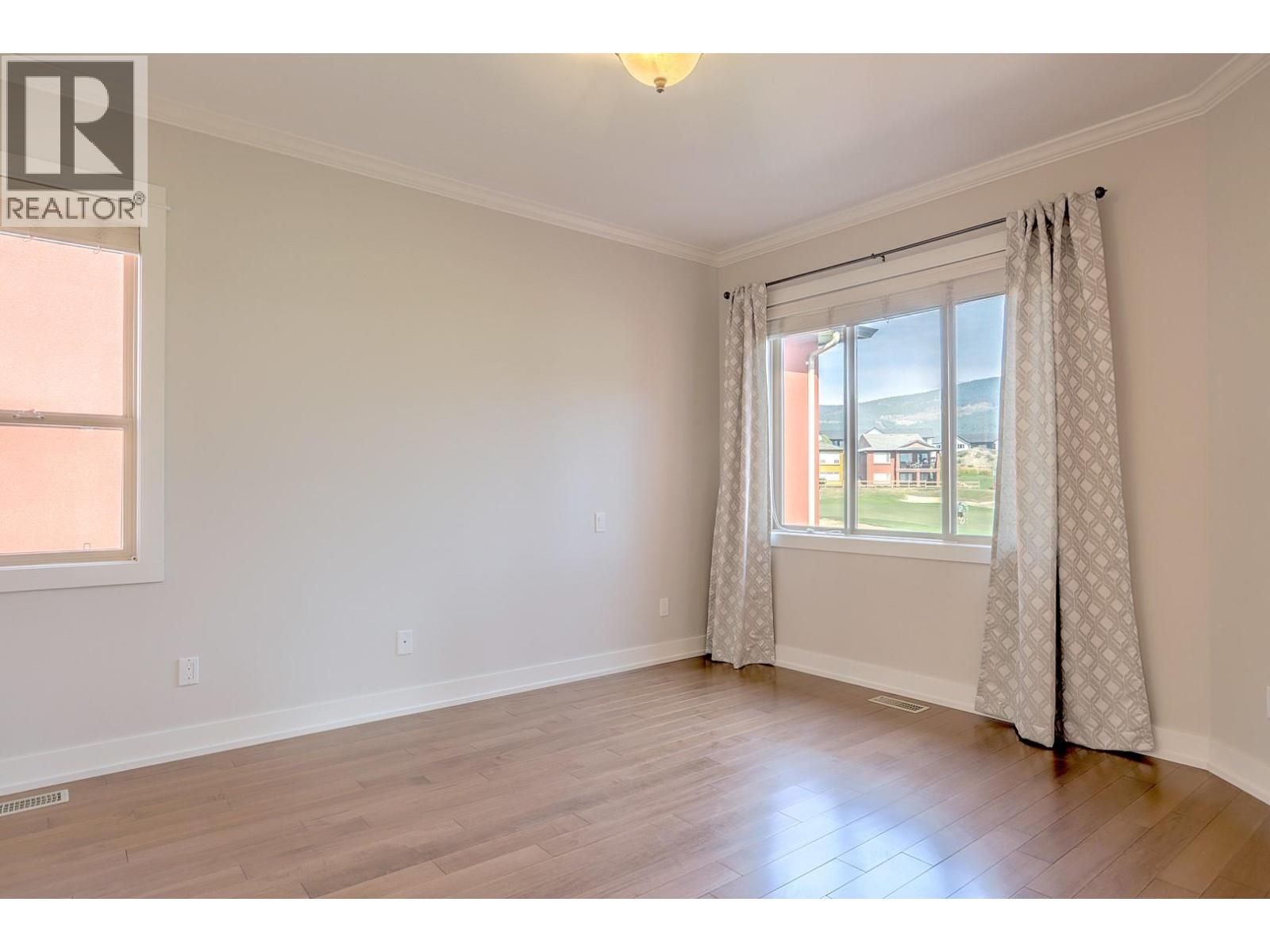  2302 Pine Vista Place, West Kelowna