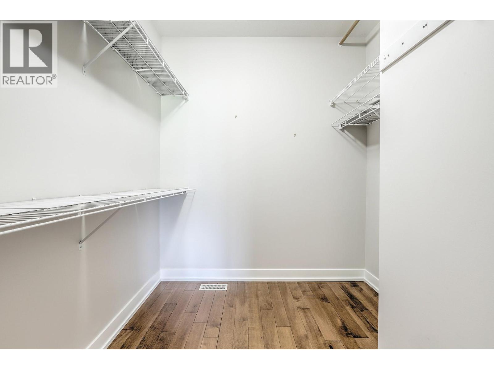  2302 Pine Vista Place, West Kelowna