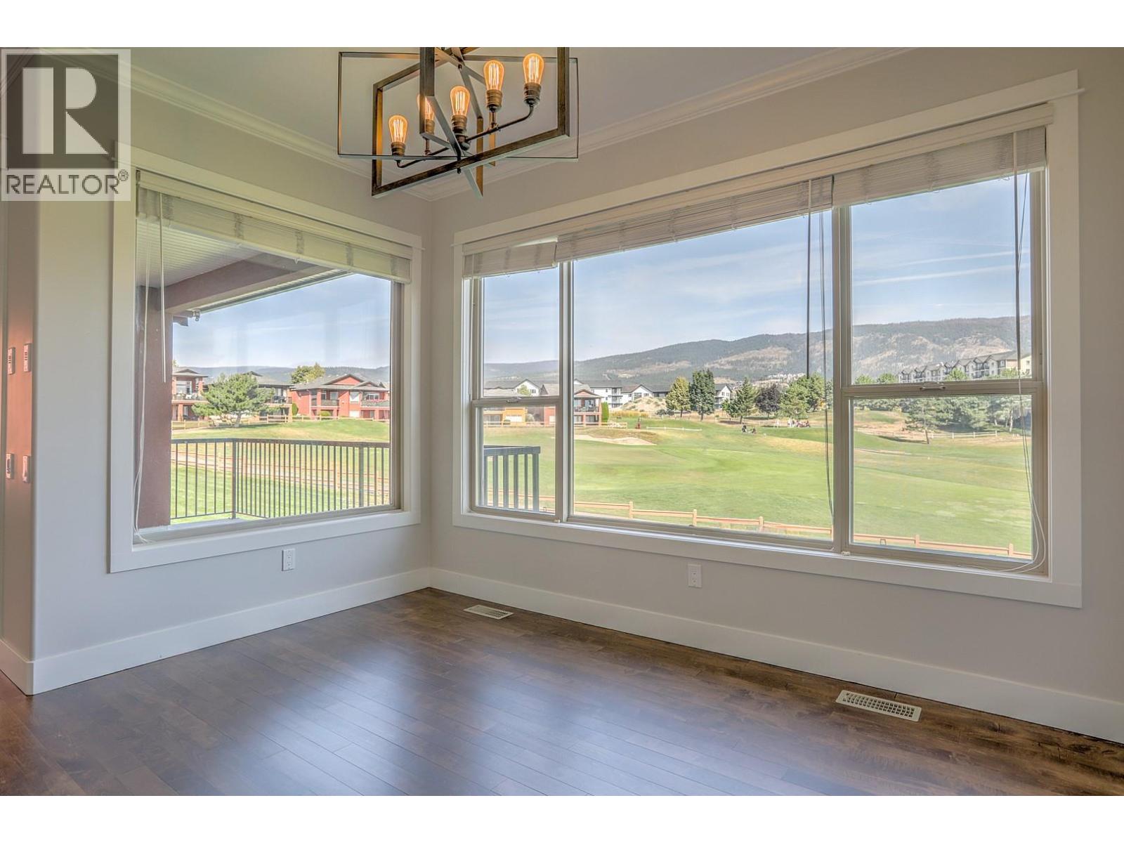  2302 Pine Vista Place, West Kelowna