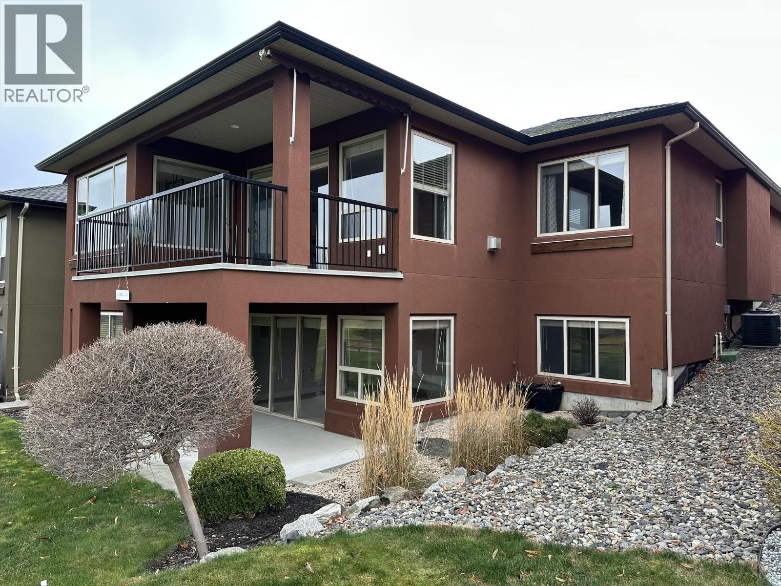  2302 Pine Vista Place, West Kelowna