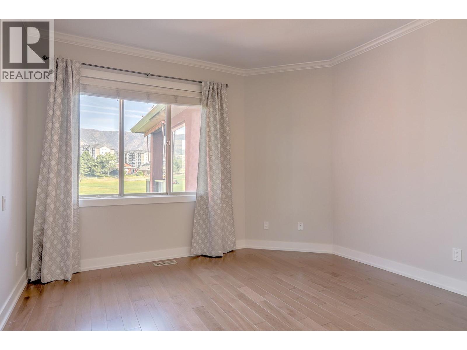  2302 Pine Vista Place, West Kelowna