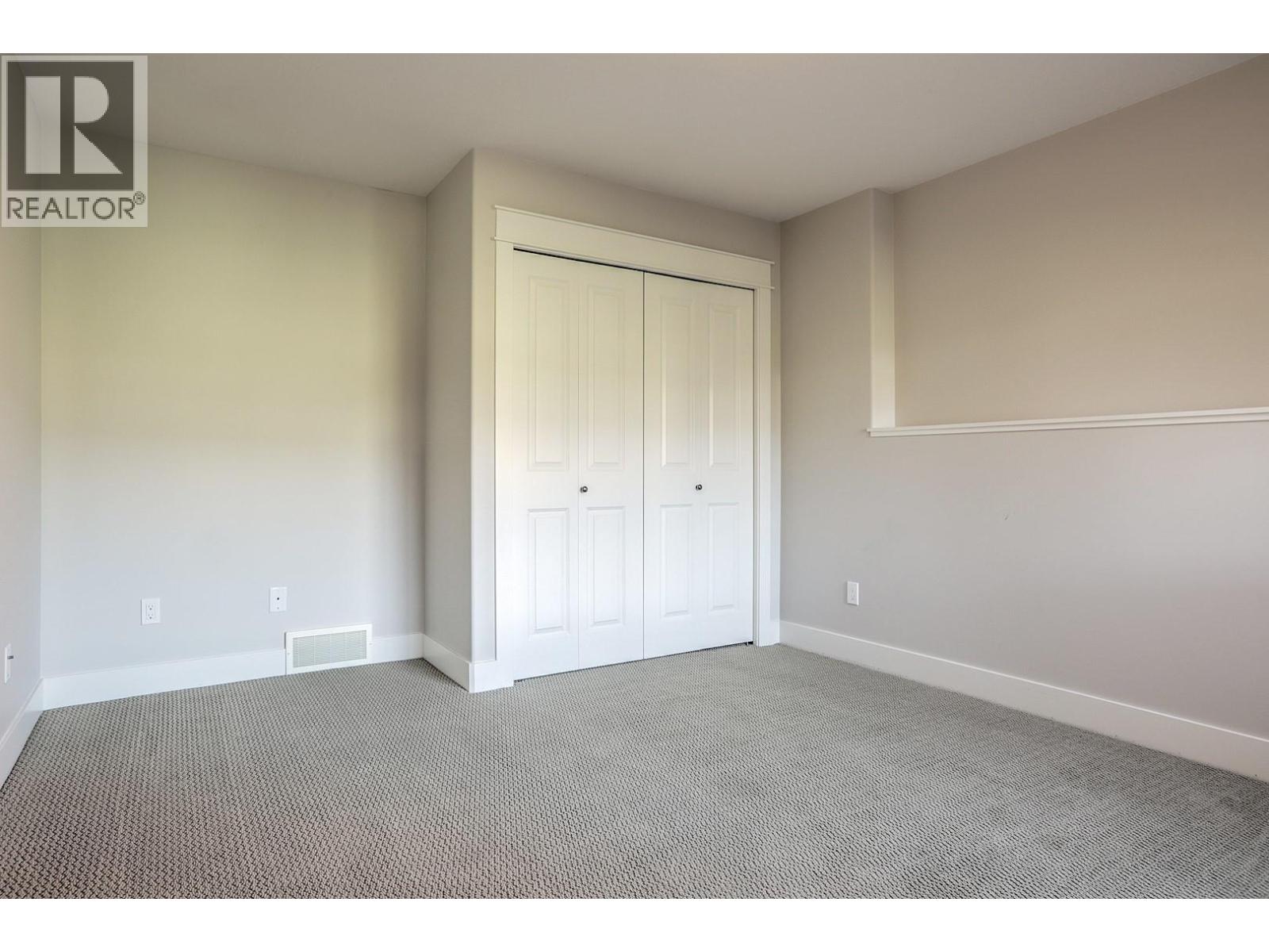  2302 Pine Vista Place, West Kelowna