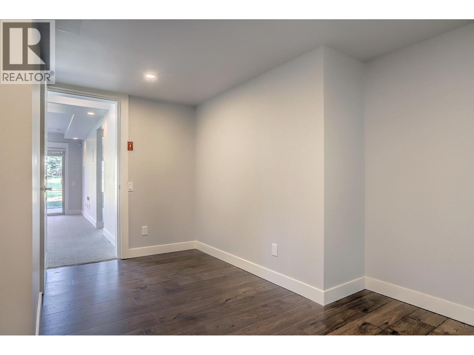  2302 Pine Vista Place, West Kelowna