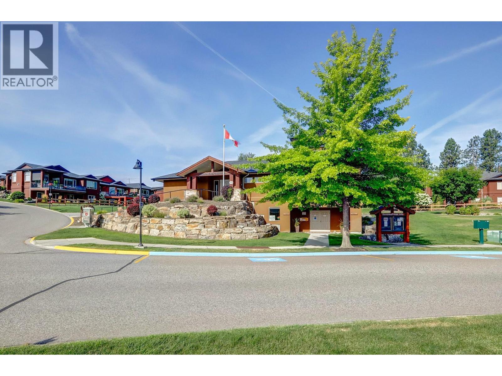  2302 Pine Vista Place, West Kelowna