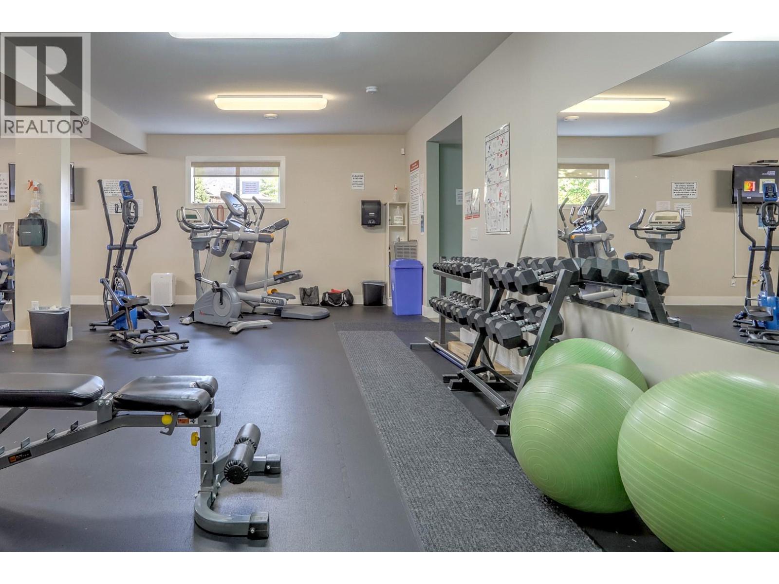  2302 Pine Vista Place, West Kelowna