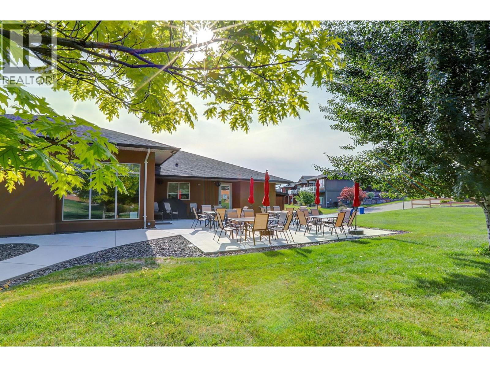  2302 Pine Vista Place, West Kelowna