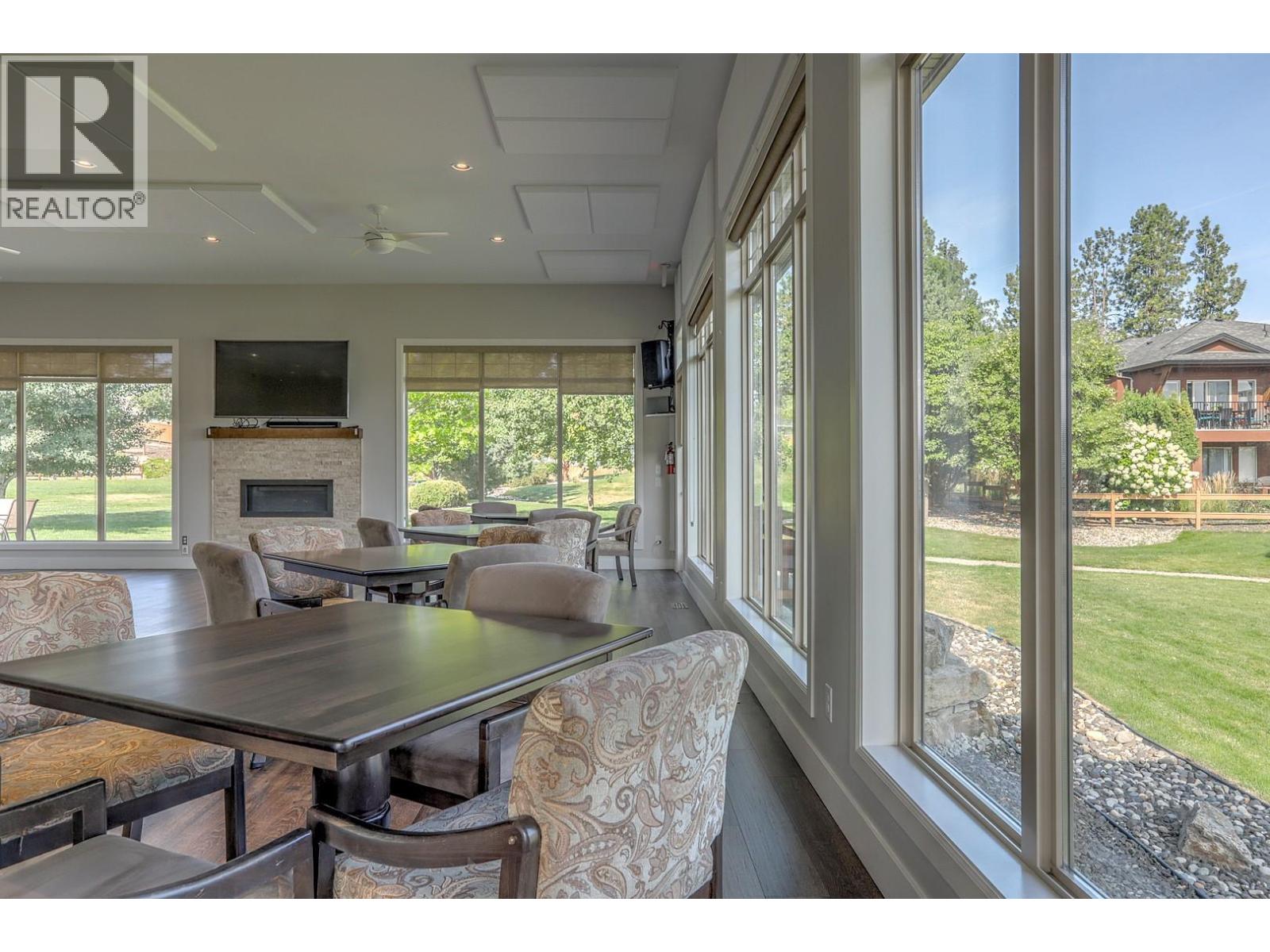  2302 Pine Vista Place, West Kelowna