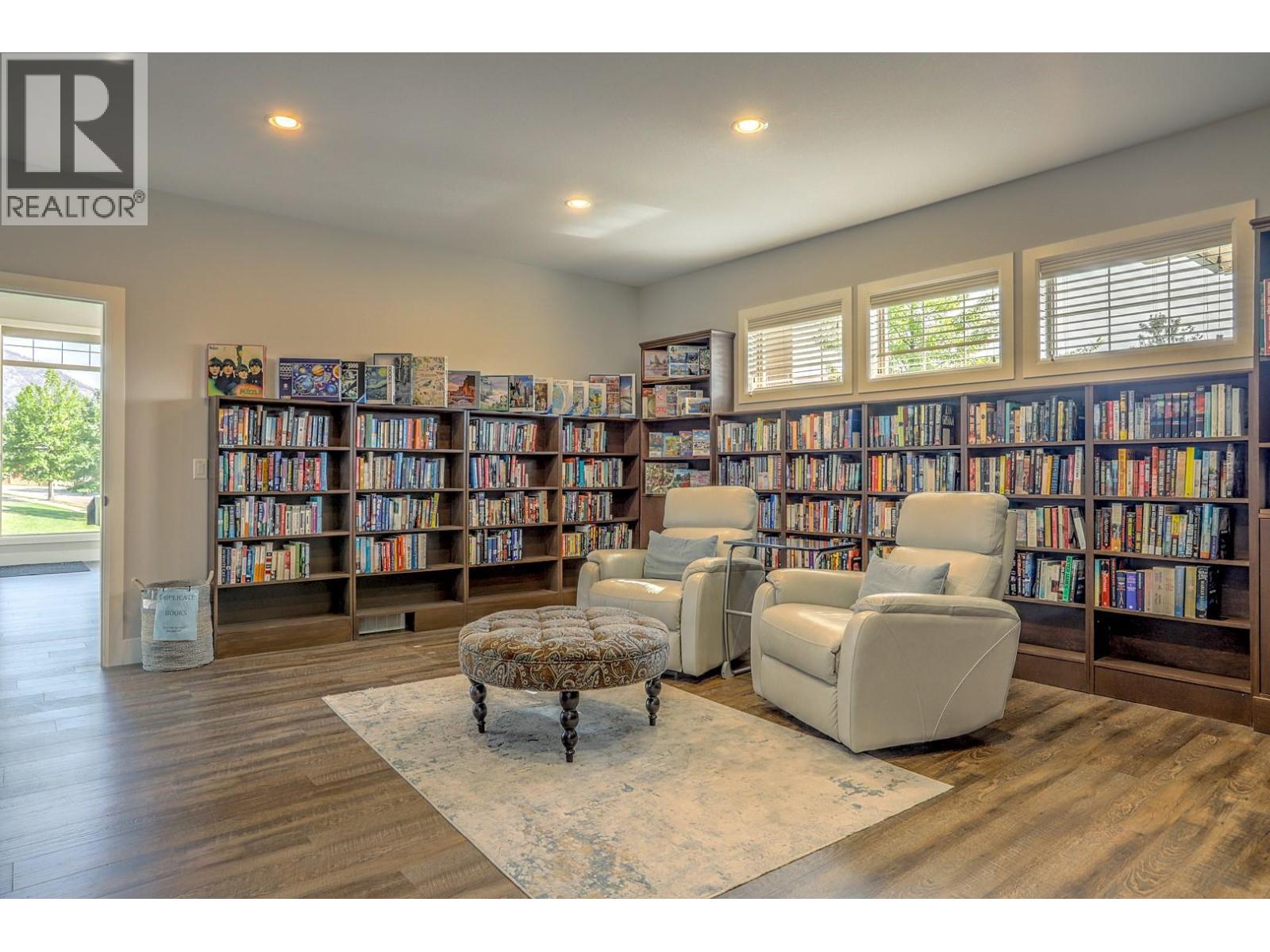  2302 Pine Vista Place, West Kelowna