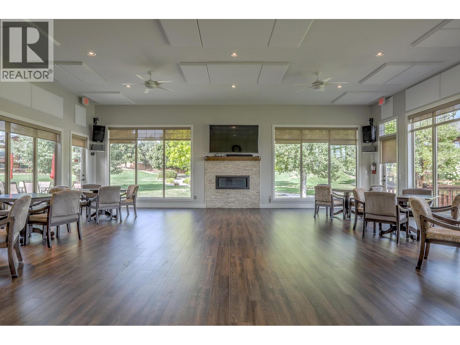  2302 Pine Vista Place, West Kelowna