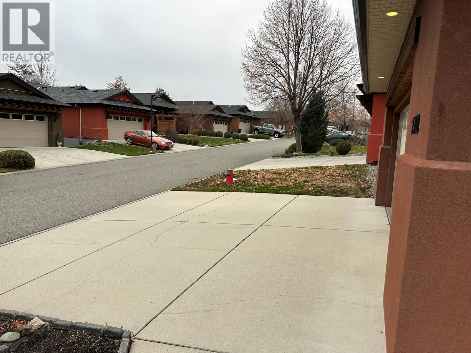  2302 Pine Vista Place, West Kelowna