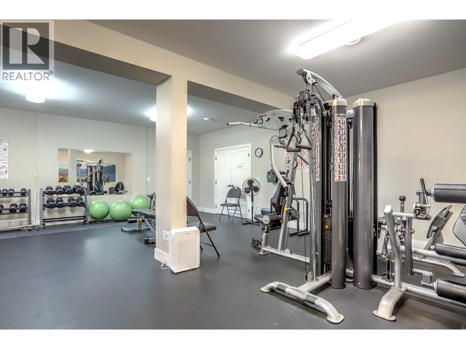  2302 Pine Vista Place, West Kelowna