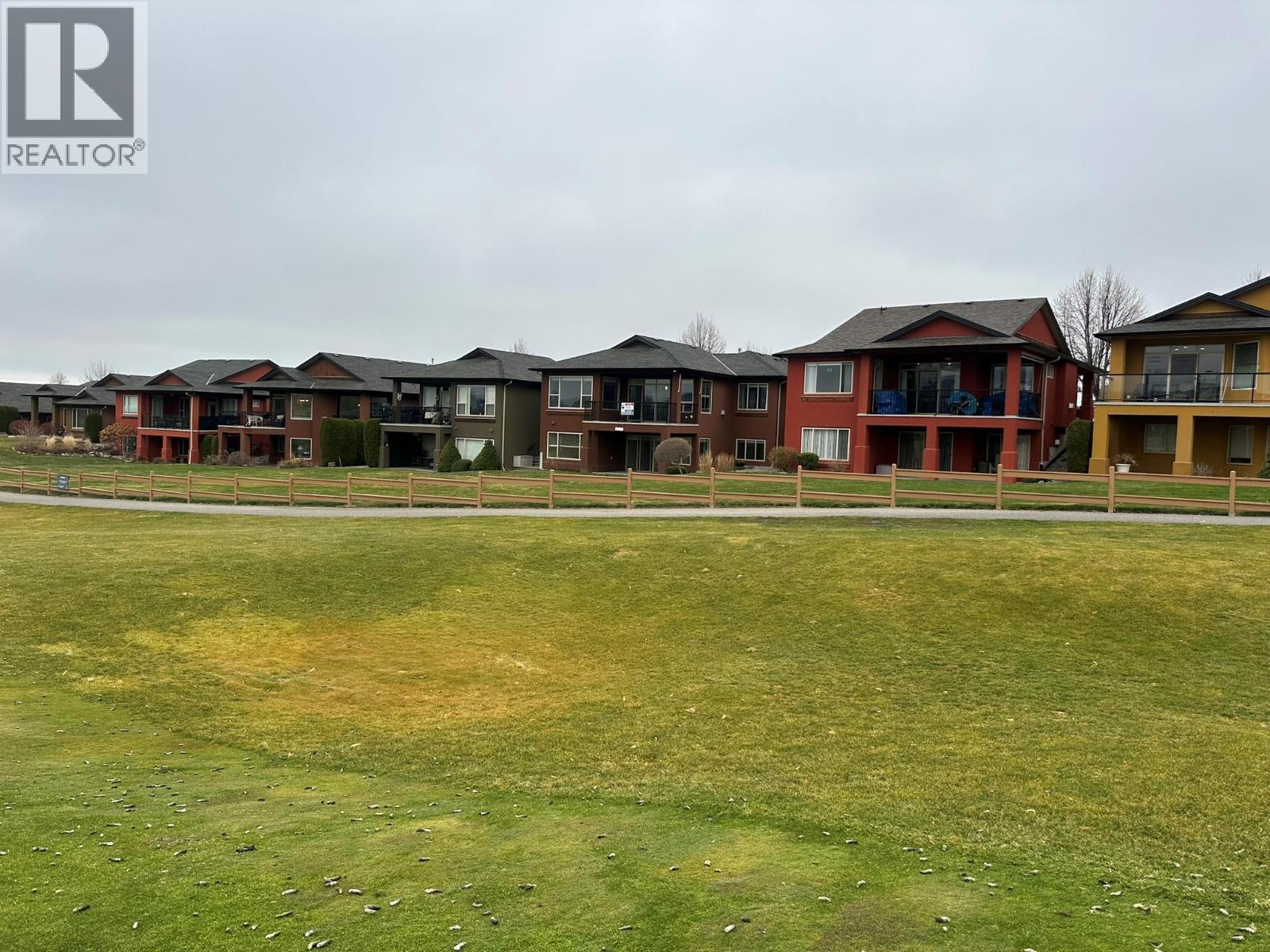  2302 Pine Vista Place, West Kelowna