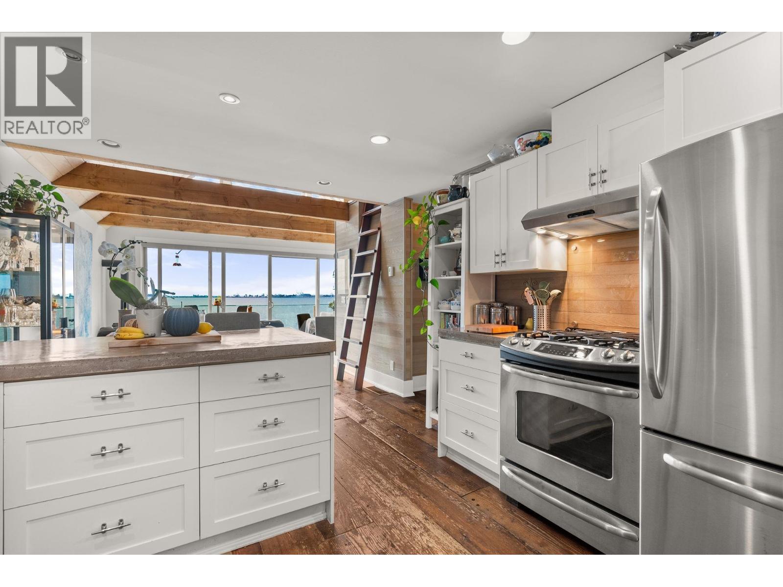 188 TSAWWASSEN BEACH Road, Delta