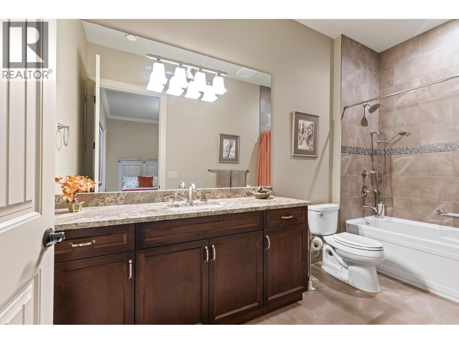 6166 Seymoure Avenue - 51