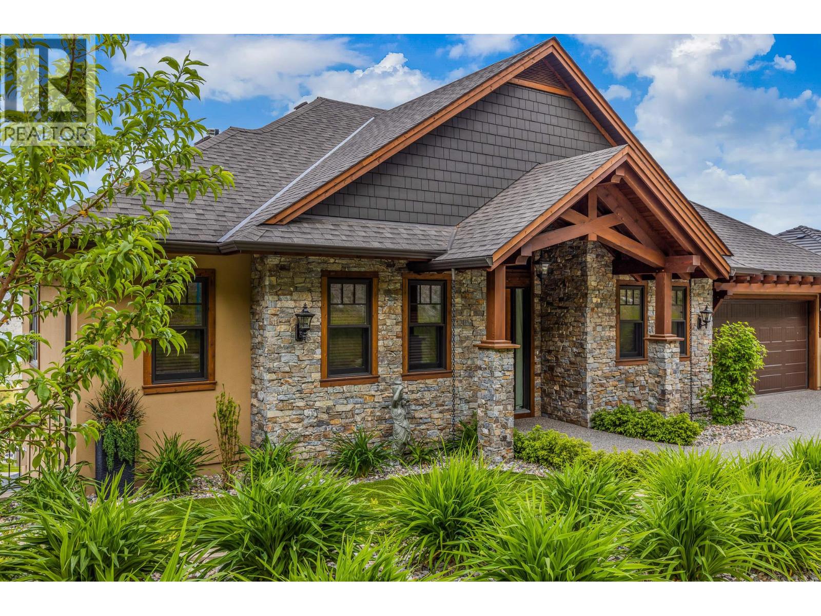 6166 Seymoure Avenue - 62