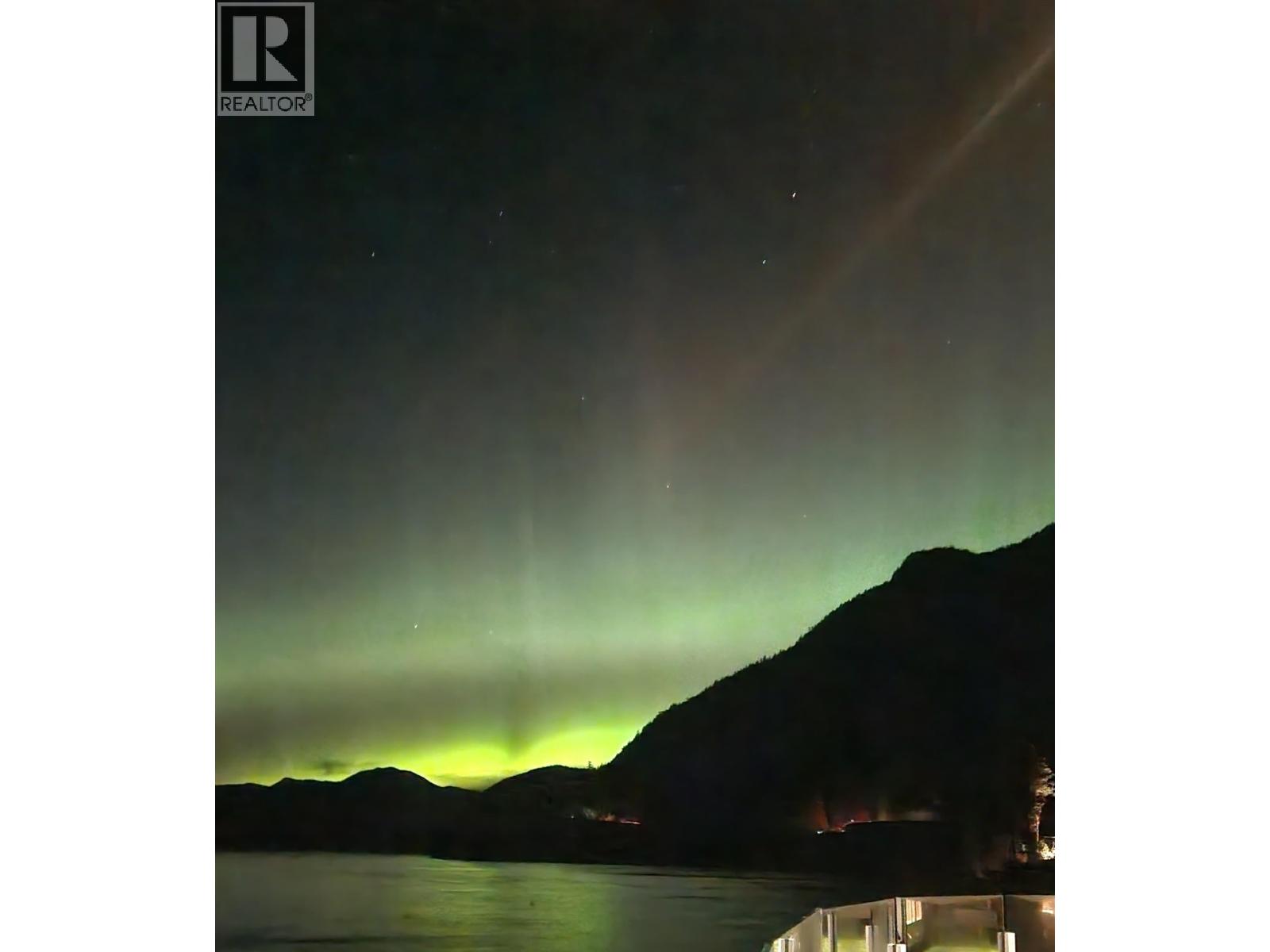 15 BRUNSWICK BEACH ROAD, Lions Bay