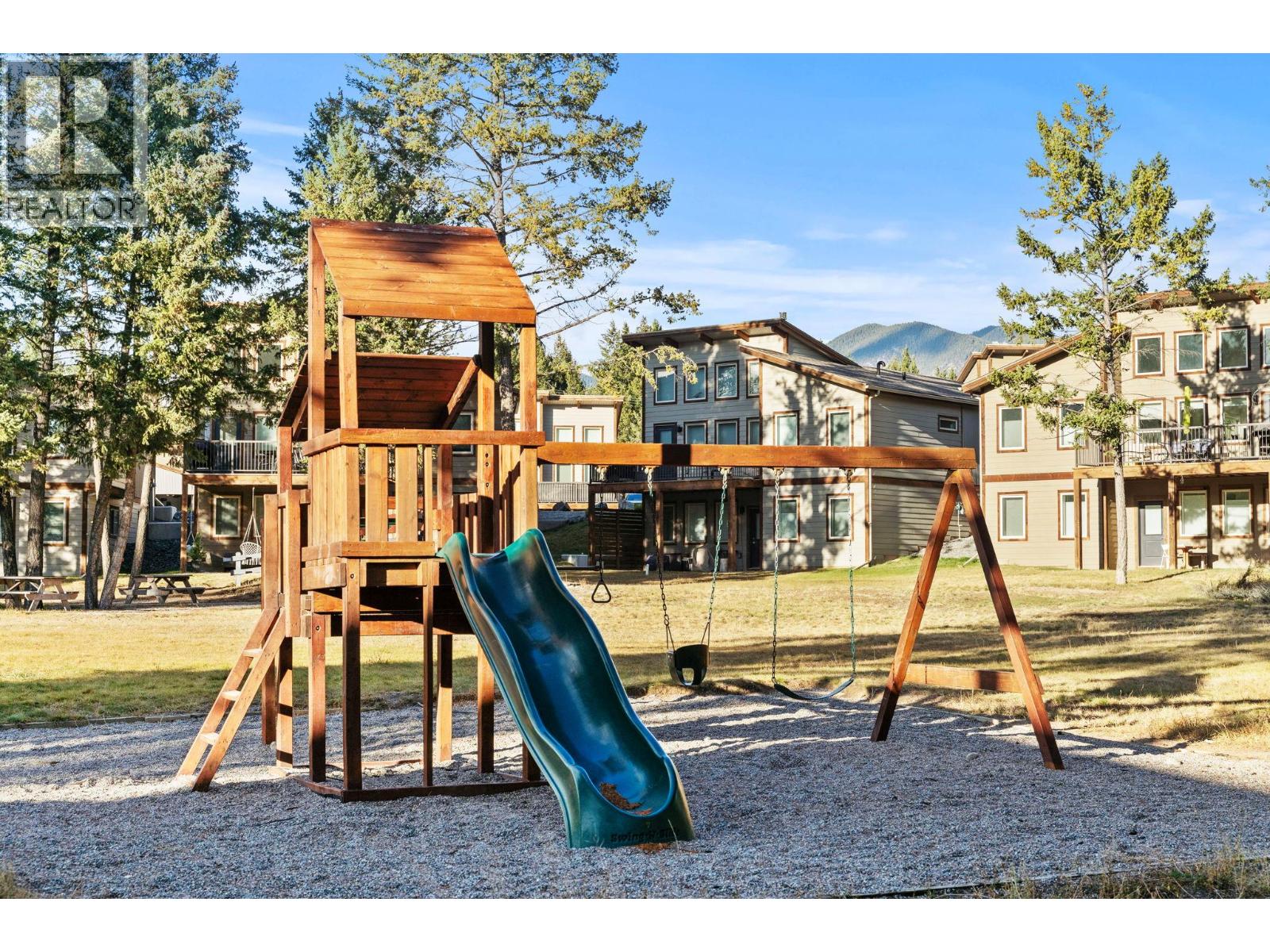 6 Stoddart Estates Drive, Windermere