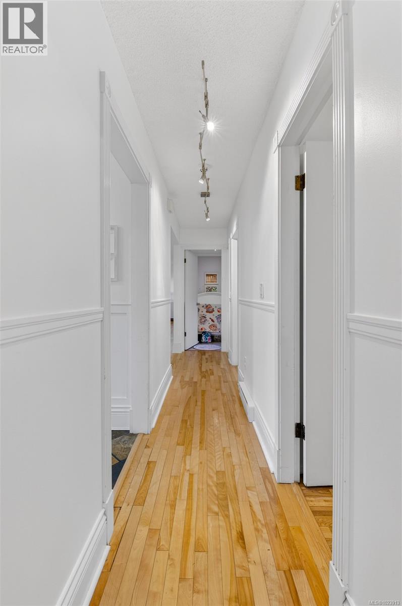 6796 Beaton Rd, Sooke